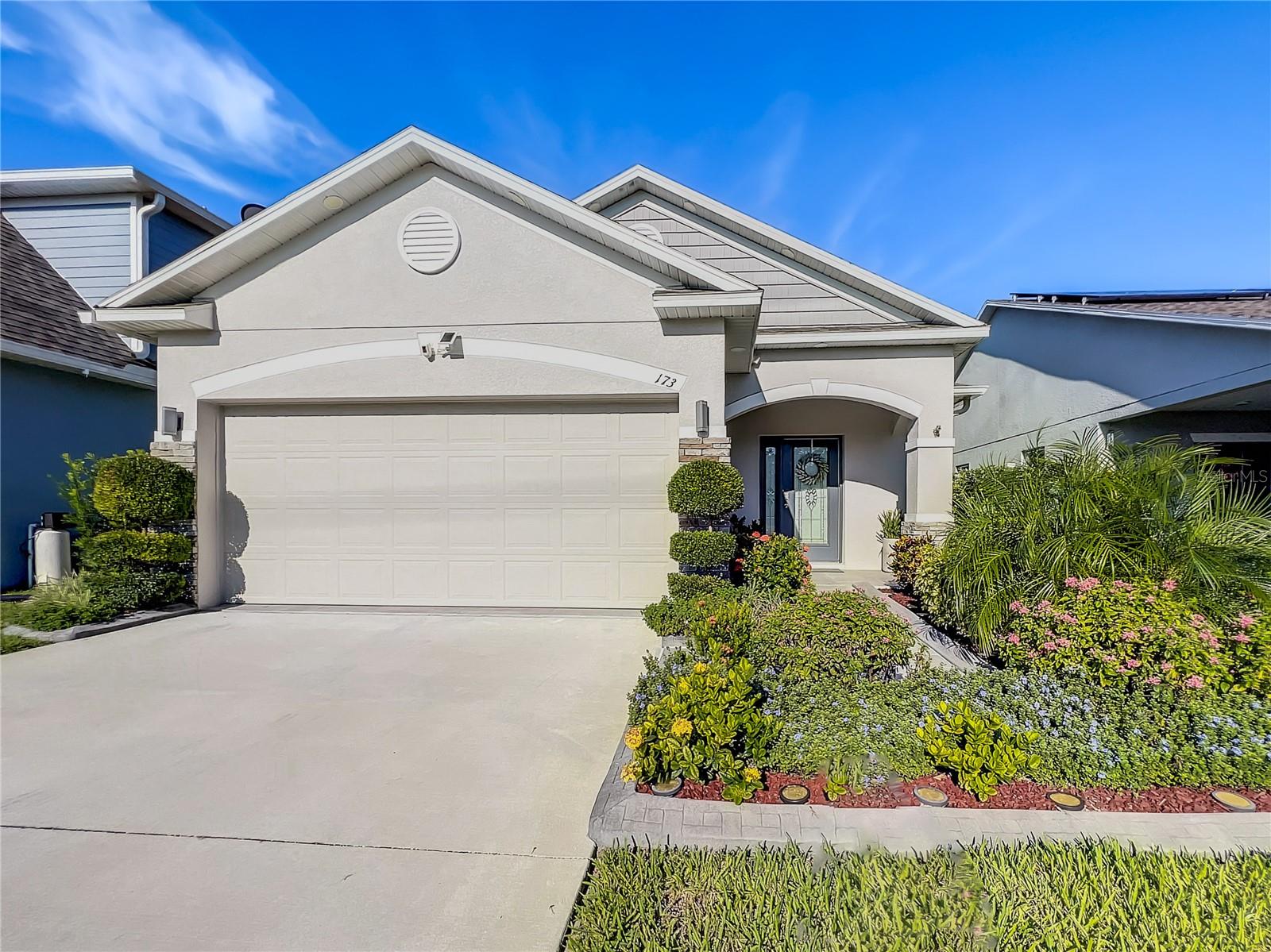 Single Family Residence em DAVENPORT, FL - Daniel Dourado