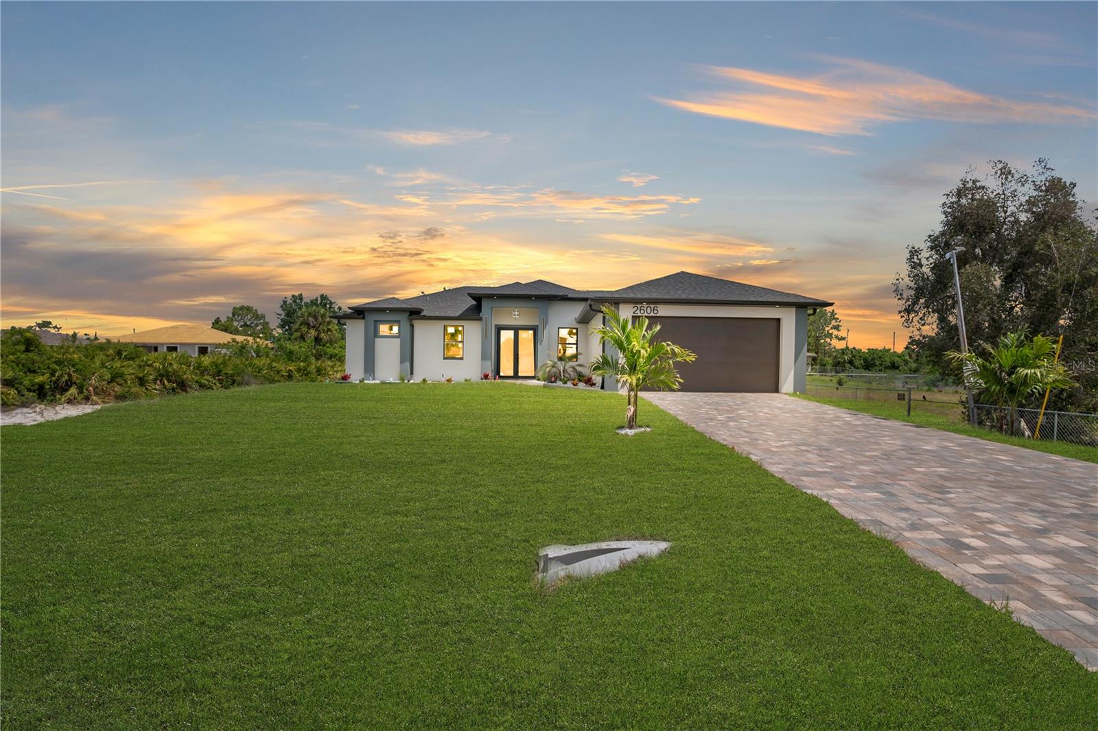 Single Family Residence em LEHIGH ACRES, FL - Daniel Dourado