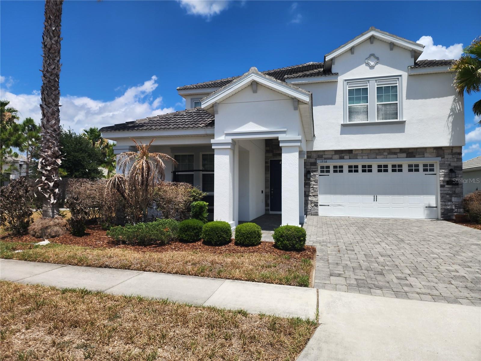 Single Family Residence em DAVENPORT, FL - Daniel Dourado