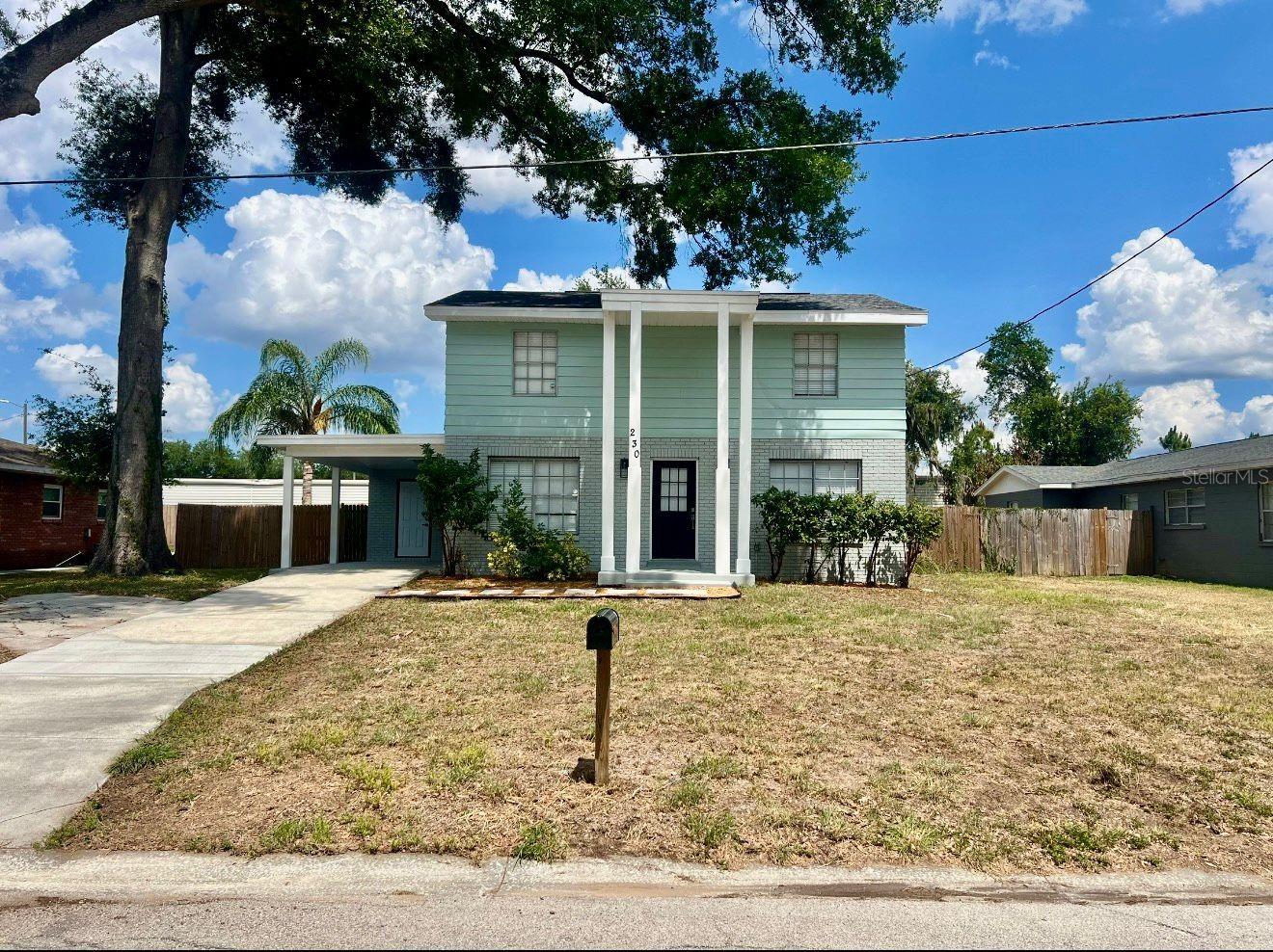 Single Family Residence em BRANDON, FL - Daniel Dourado