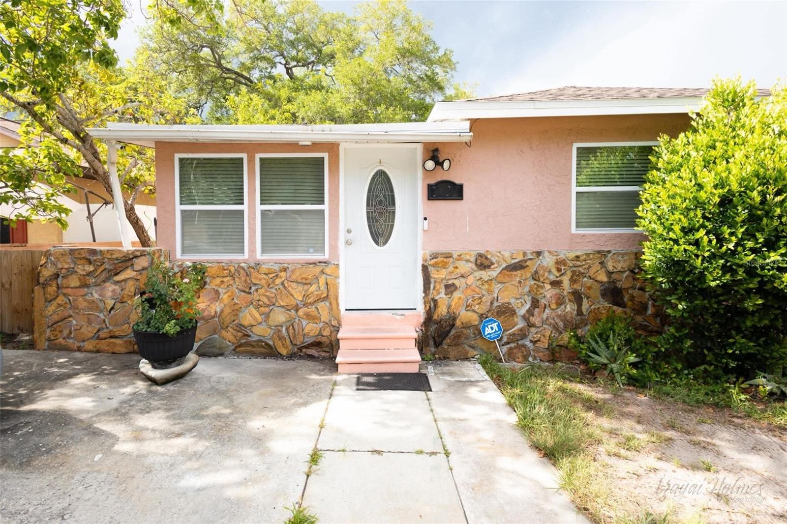 Single Family Residence em CLEARWATER, FL - Daniel Dourado