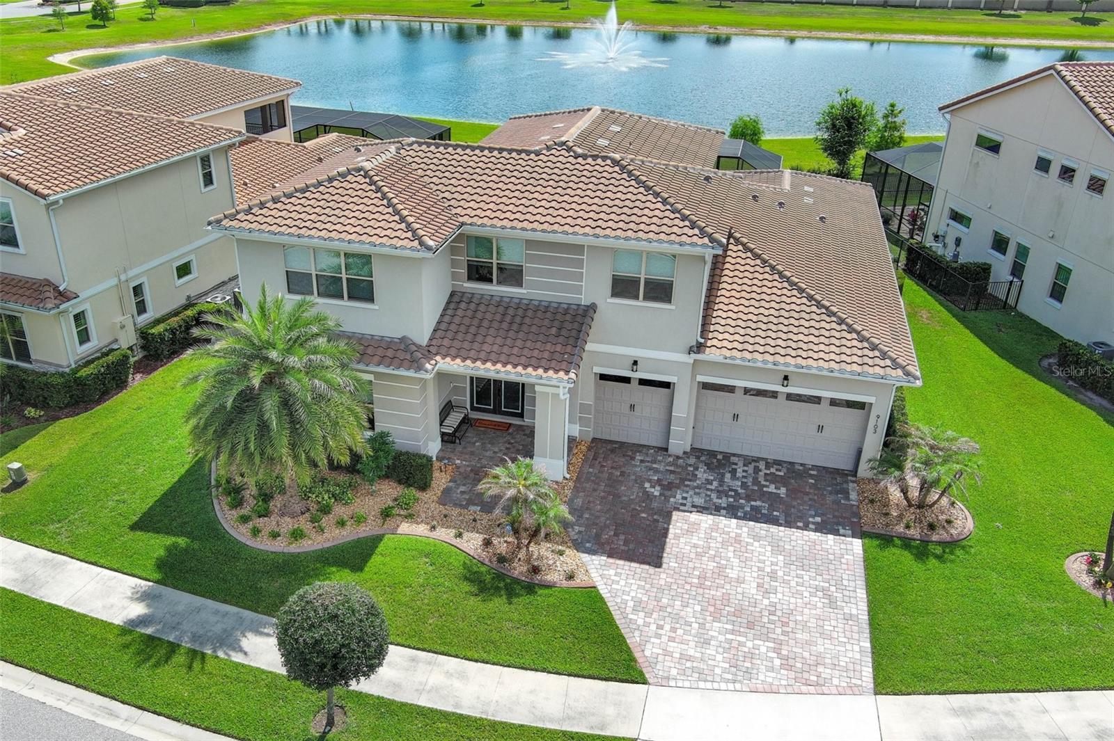 Single Family Residence em WINTER GARDEN, FL - Daniel Dourado
