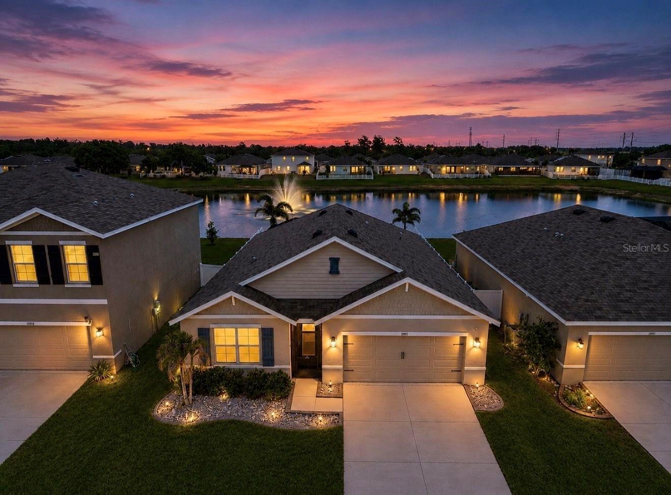 Single Family Residence in RIVERVIEW, FL - Daniel Dourado