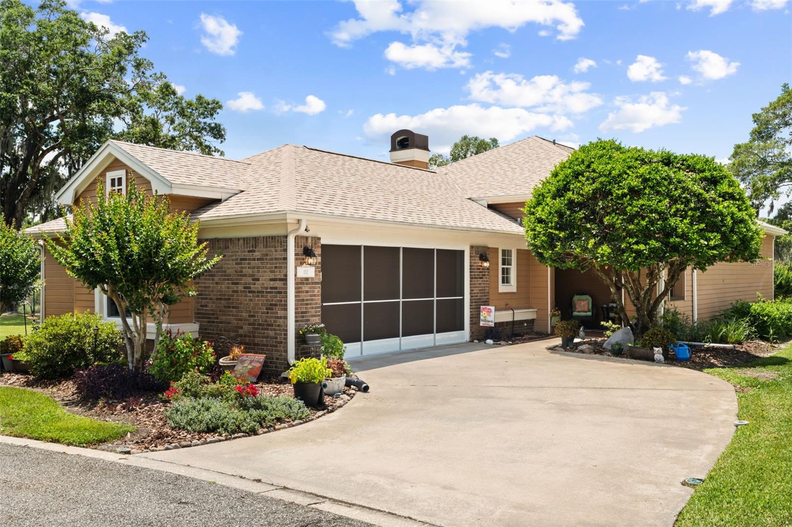 Single Family Residence em DELAND, FL - Daniel Dourado