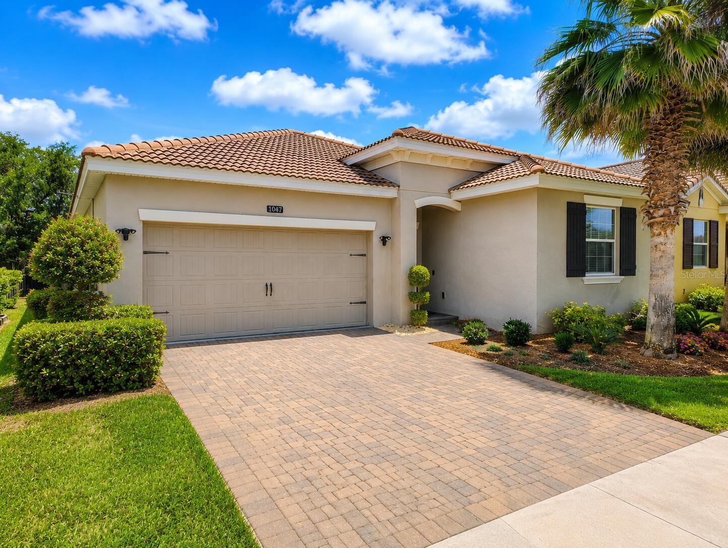 Single Family Residence em DAVENPORT, FL - Daniel Dourado