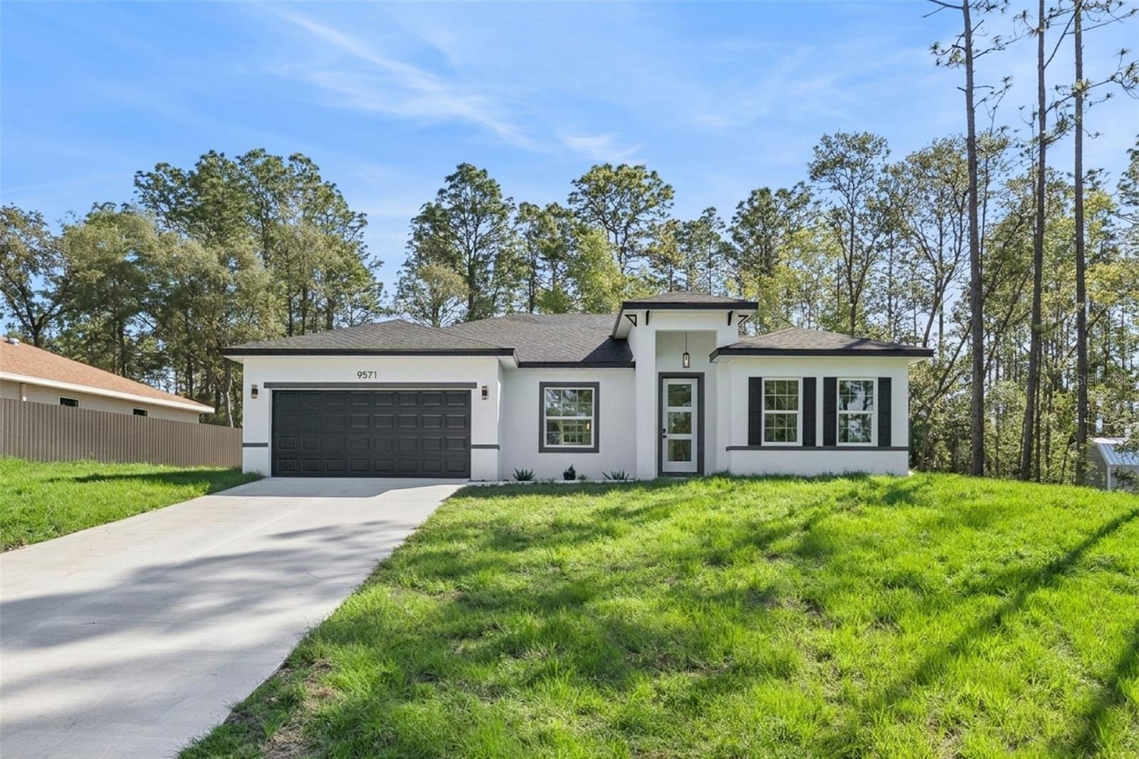 Single Family Residence em CITRUS SPRINGS, FL - Daniel Dourado