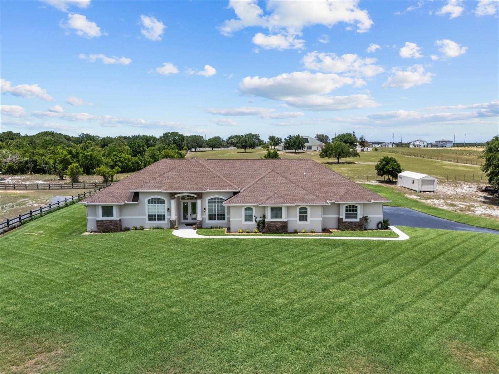 Single Family Residence in BABSON PARK, FL - Daniel Dourado