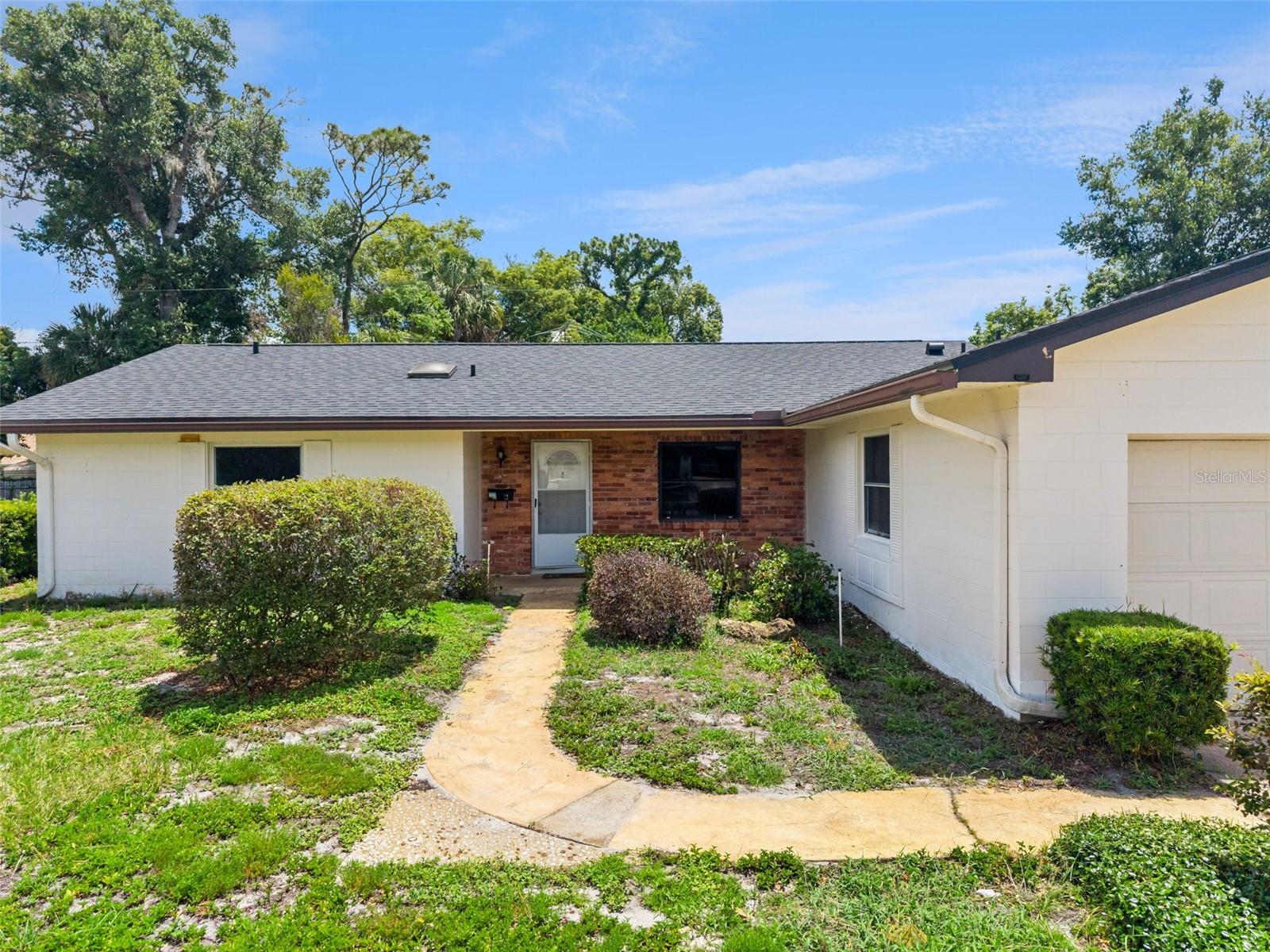 Single Family Residence in WINTER PARK, FL - Daniel Dourado