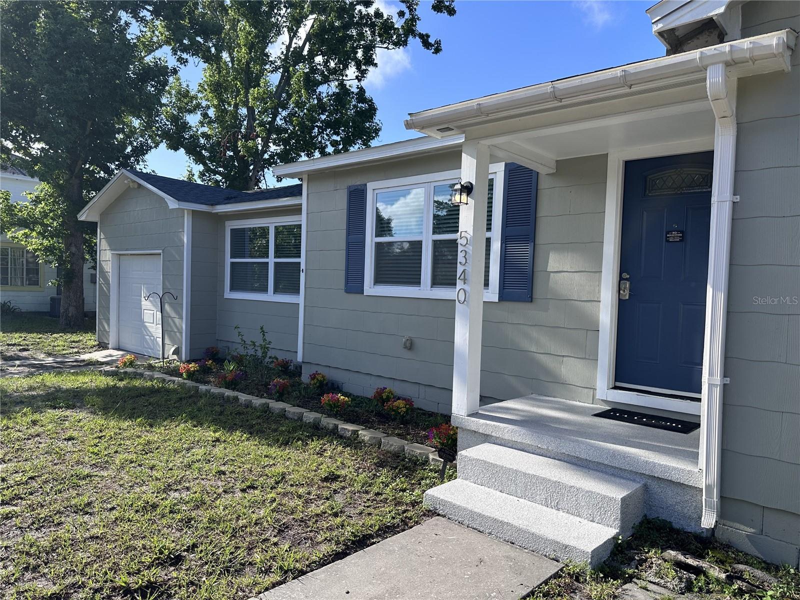 Single Family Residence em ST PETERSBURG, FL - Daniel Dourado