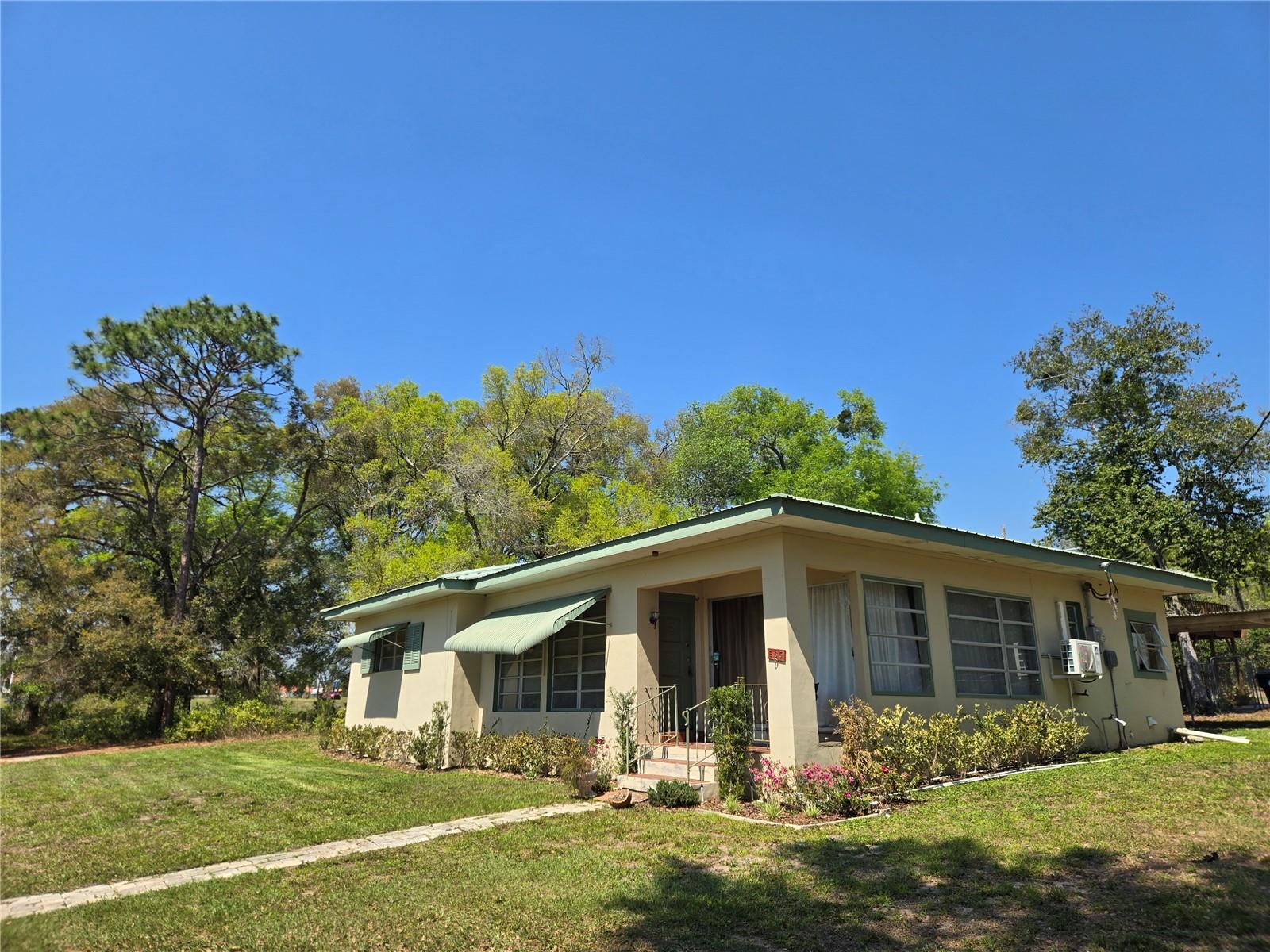 Single Family Residence em KEYSTONE HEIGHTS, FL - Daniel Dourado