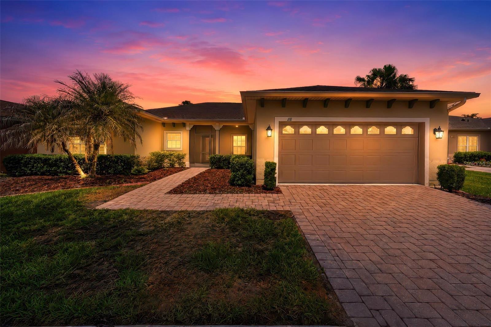 Single Family Residence em POINCIANA, FL - Daniel Dourado
