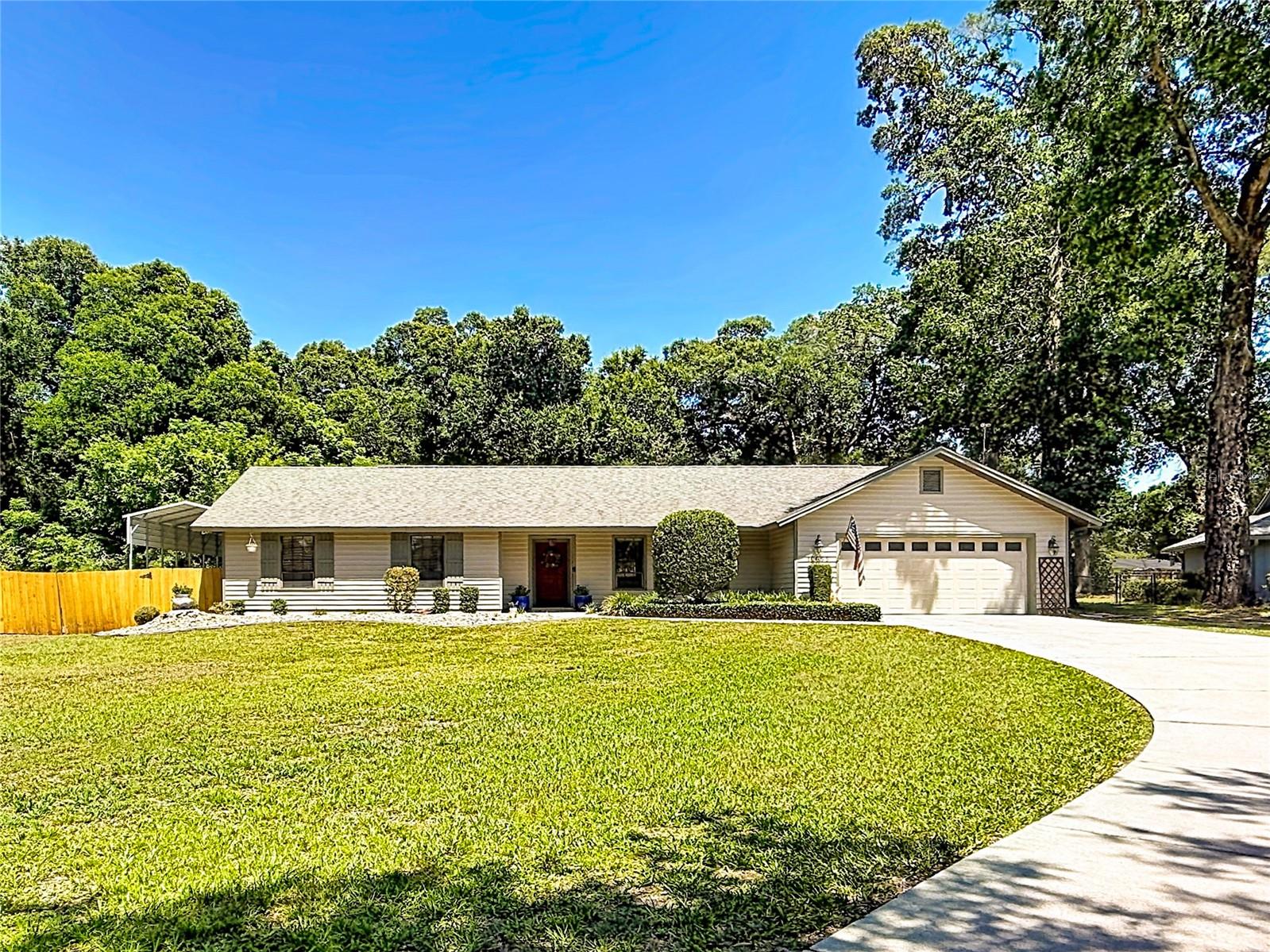 Single Family Residence em OCALA, FL - Daniel Dourado