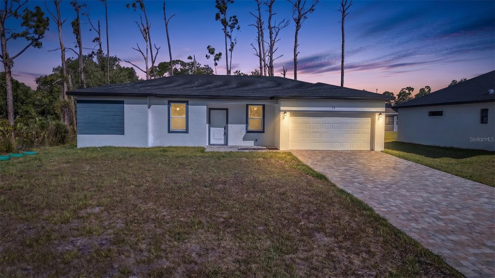 Single Family Residence in PORT CHARLOTTE, FL - Daniel Dourado