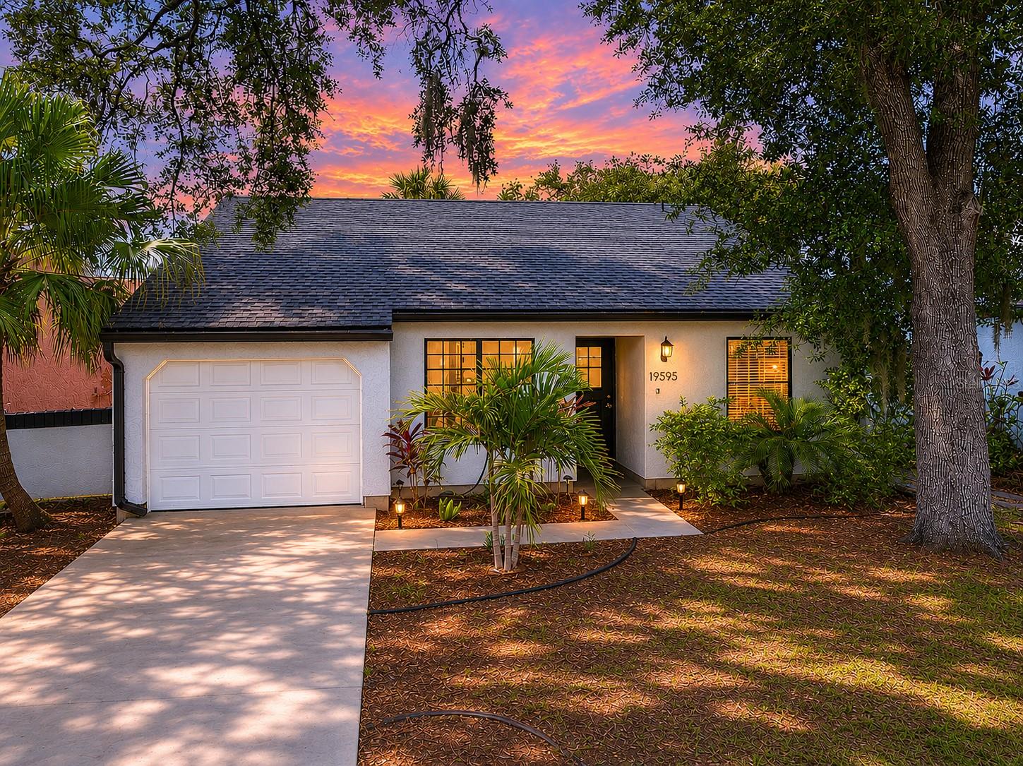 Single Family Residence in PORT CHARLOTTE, FL - Daniel Dourado