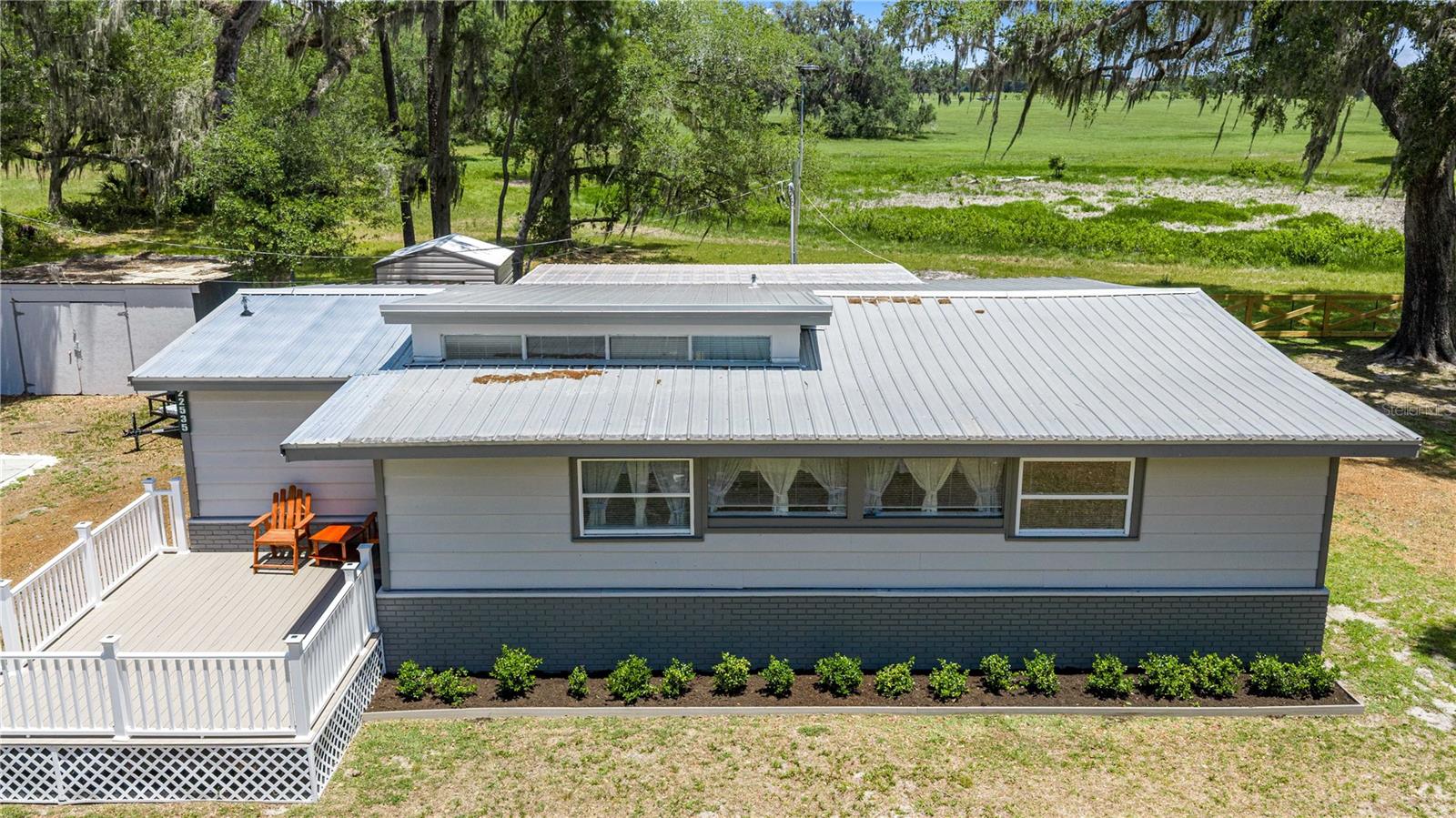 Single Family Residence in DUNNELLON, FL - Daniel Dourado