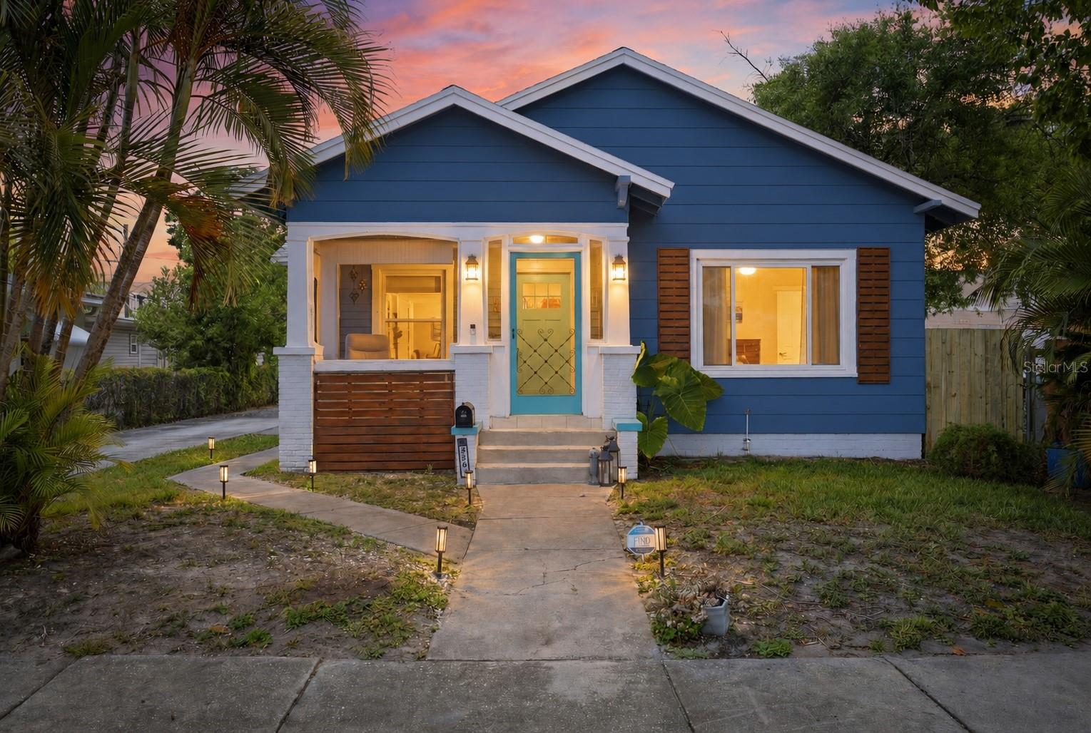 Single Family Residence em ST PETERSBURG, FL - Daniel Dourado
