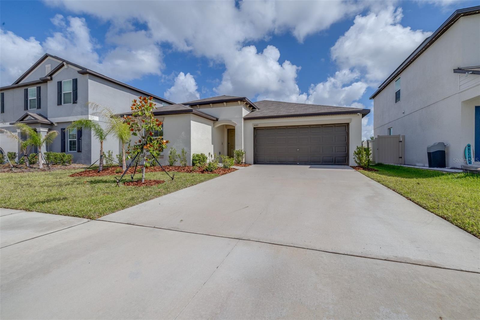 Single Family Residence em WIMAUMA, FL - Daniel Dourado