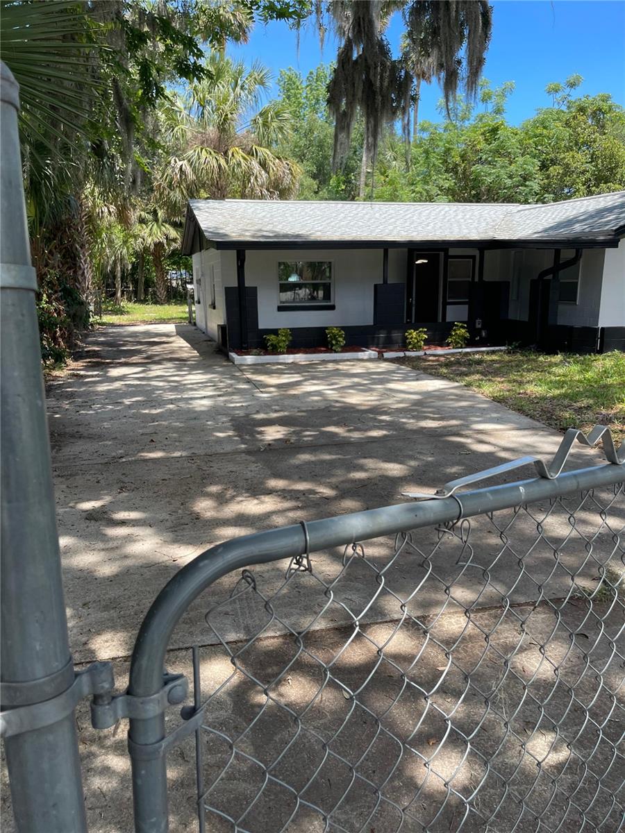 Single Family Residence em DAYTONA BEACH, FL - Daniel Dourado