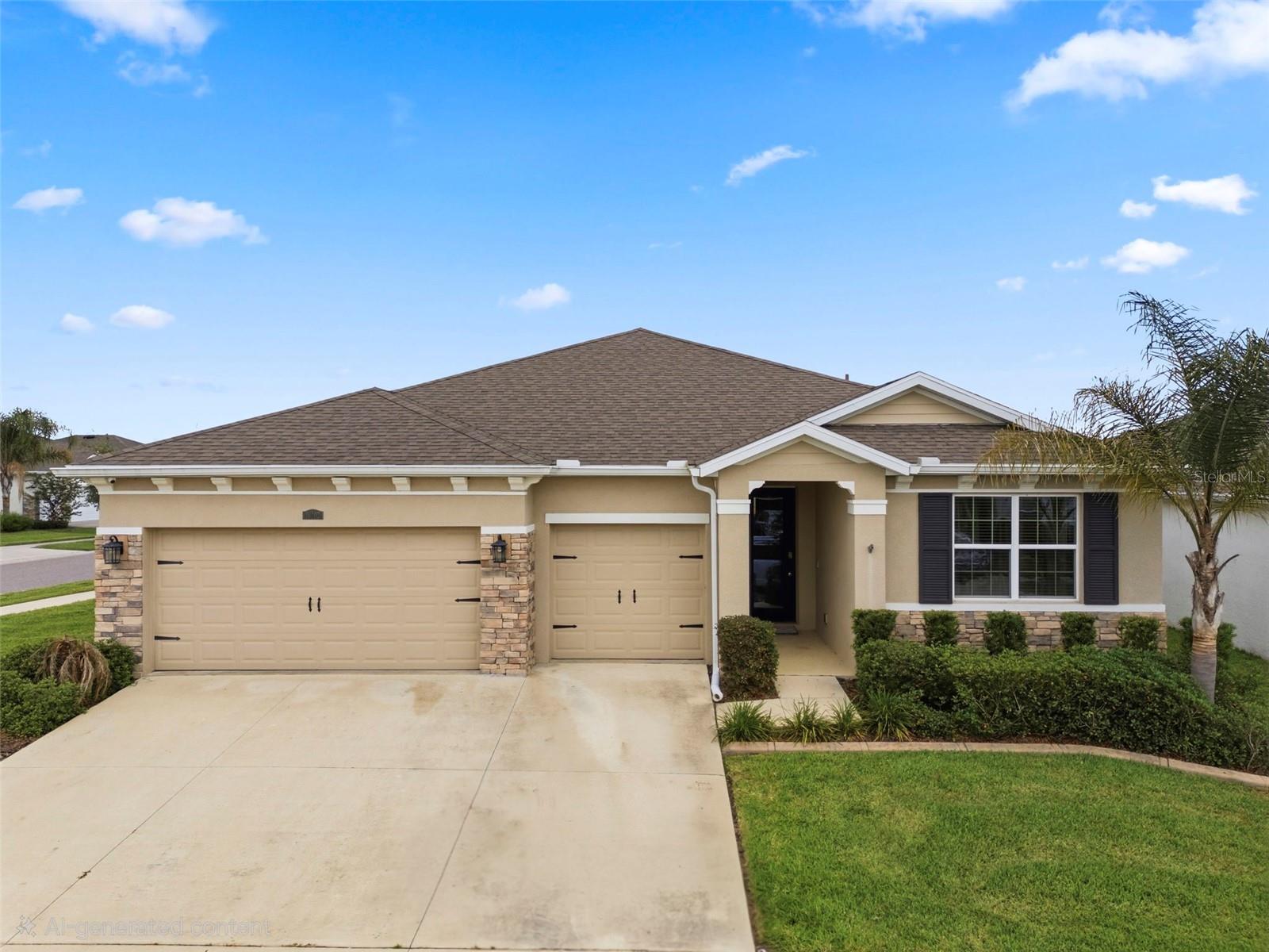 Single Family Residence in SAN ANTONIO, FL - Daniel Dourado