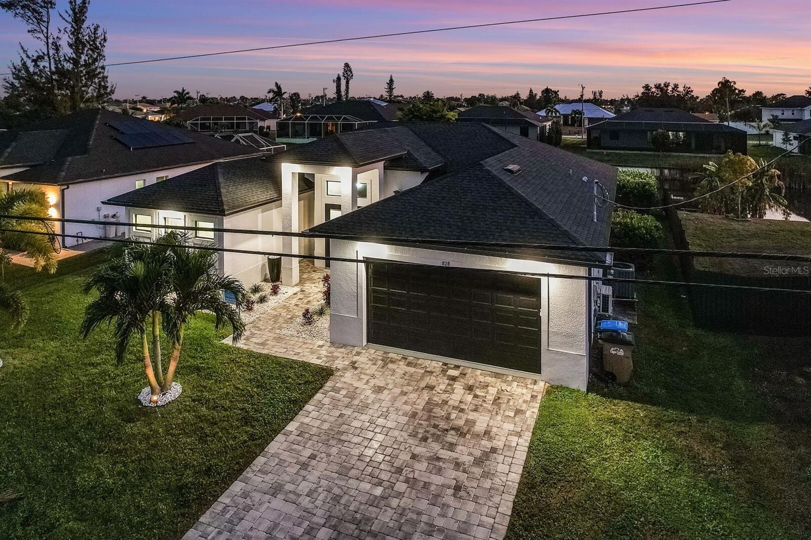 Single Family Residence em CAPE CORAL, FL - Daniel Dourado