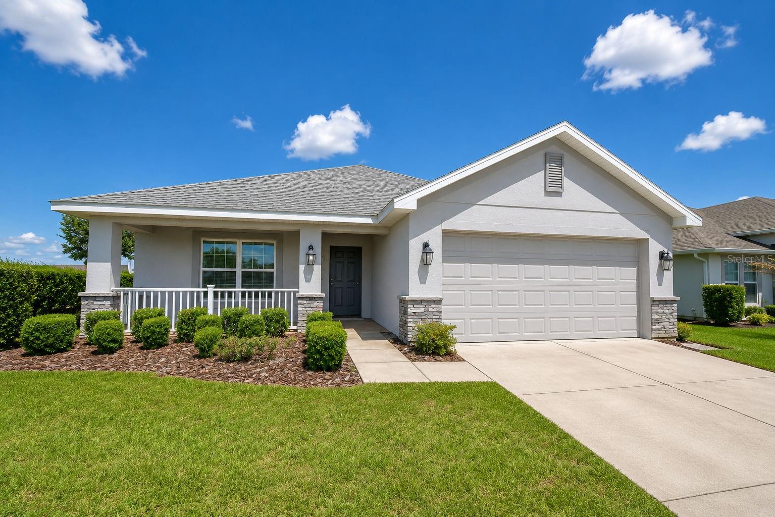 Single Family Residence in WINTER HAVEN, FL - Daniel Dourado