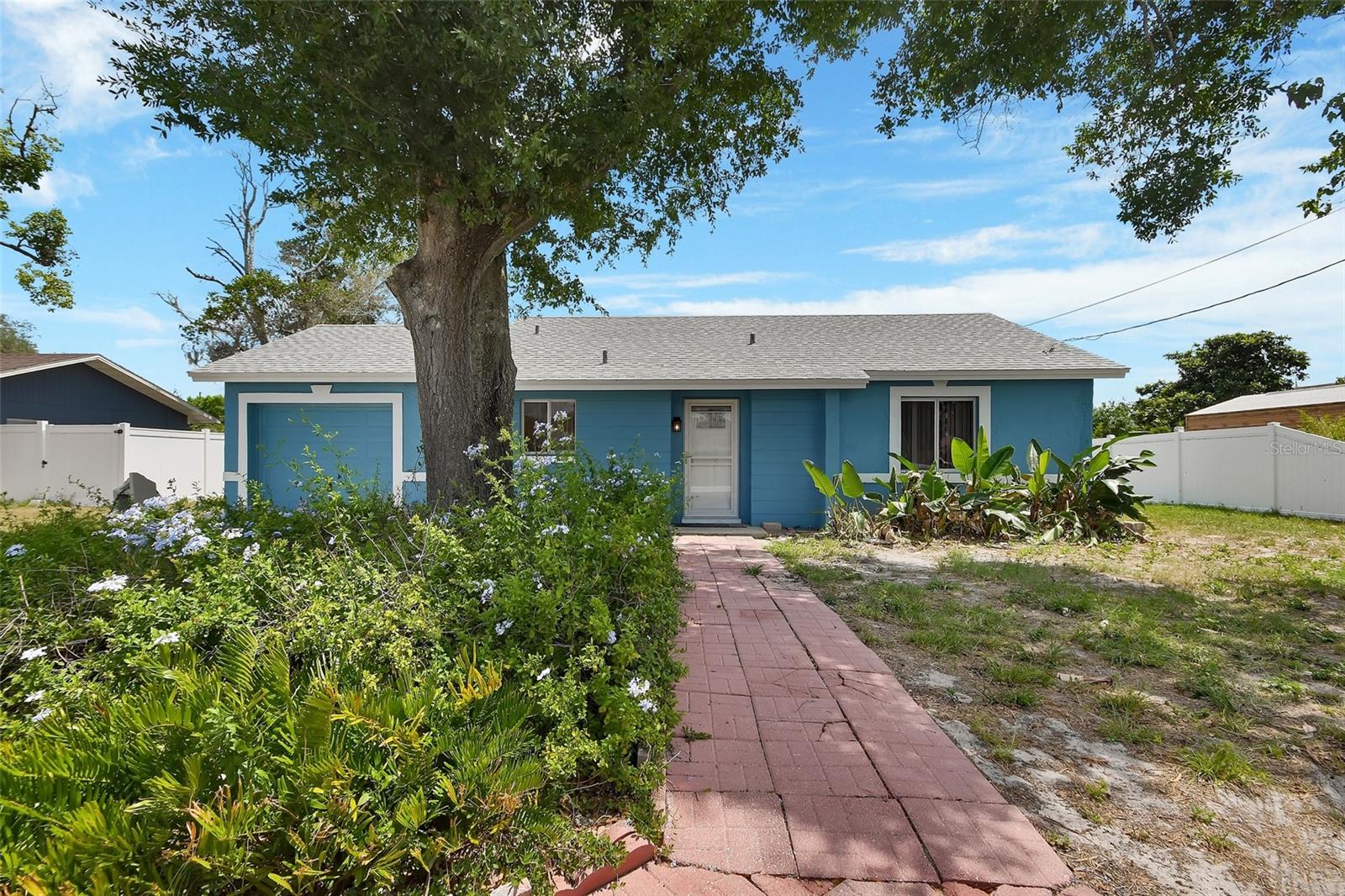 Single Family Residence em DELTONA, FL - Daniel Dourado