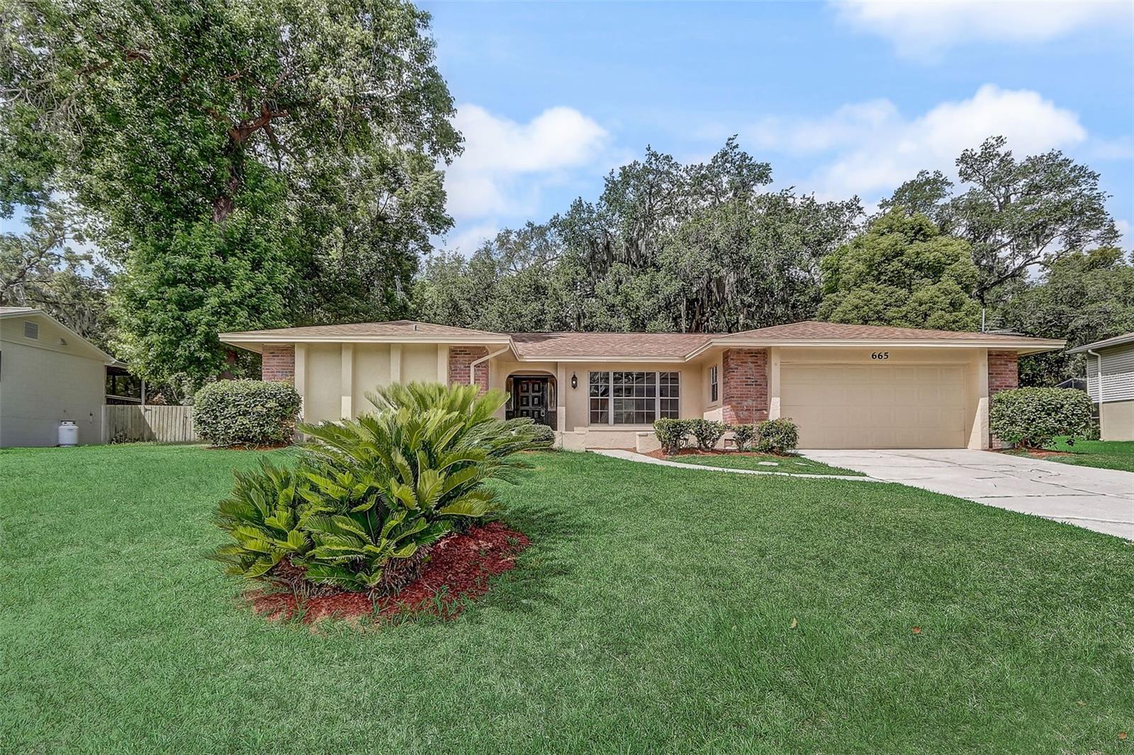 Single Family Residence em ALTAMONTE SPRINGS, FL - Daniel Dourado