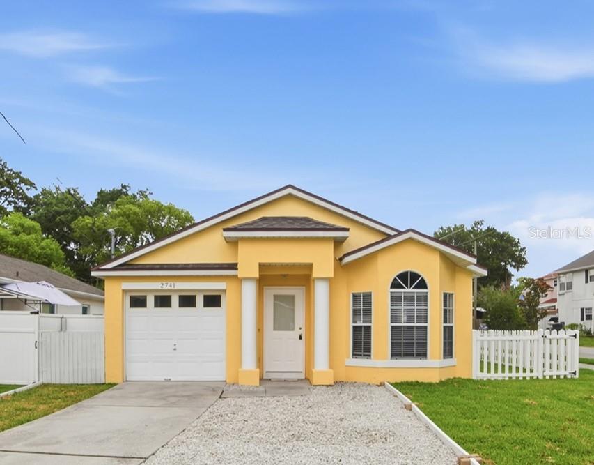 Single Family Residence em ORLANDO, FL - Daniel Dourado