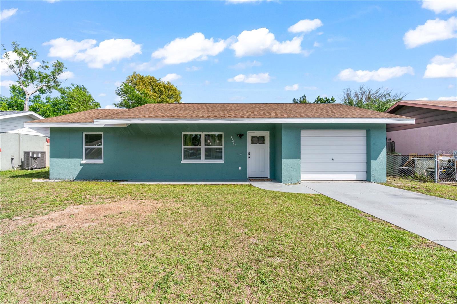 Single Family Residence in ZEPHYRHILLS, FL - Daniel Dourado