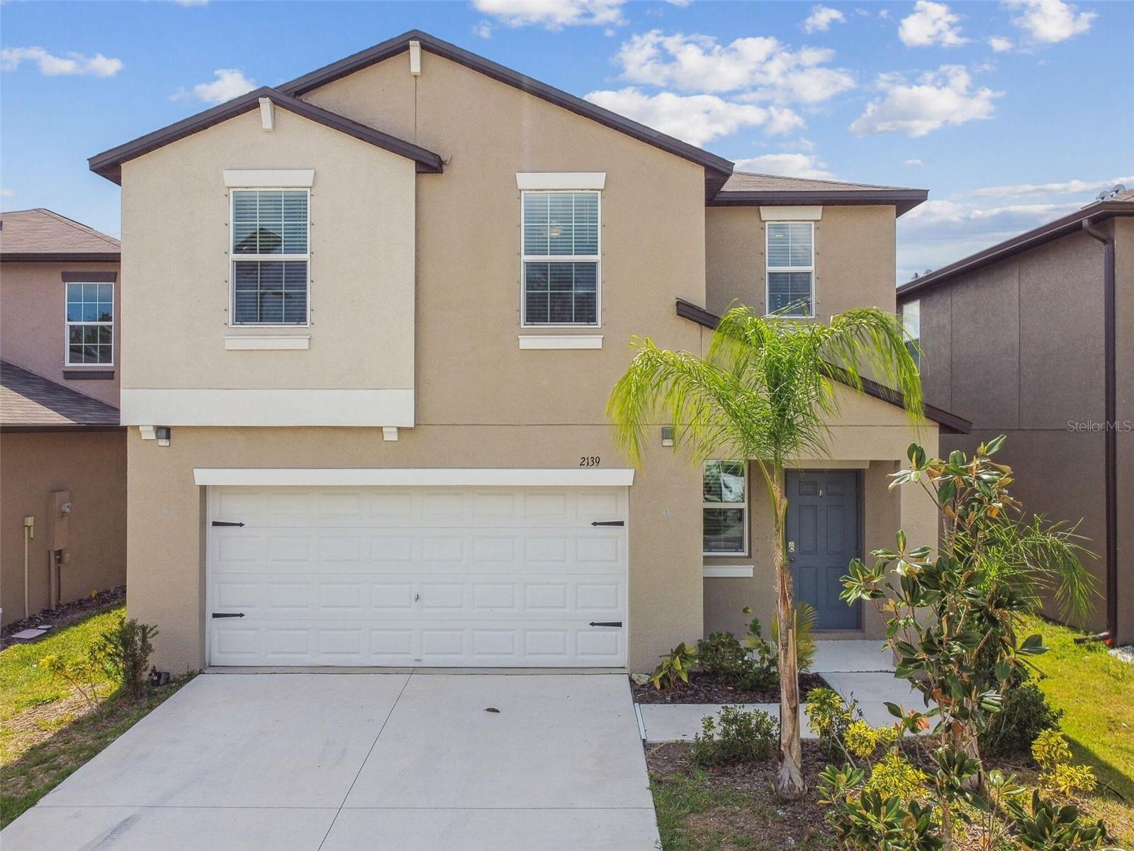 Single Family Residence em LUTZ, FL - Daniel Dourado