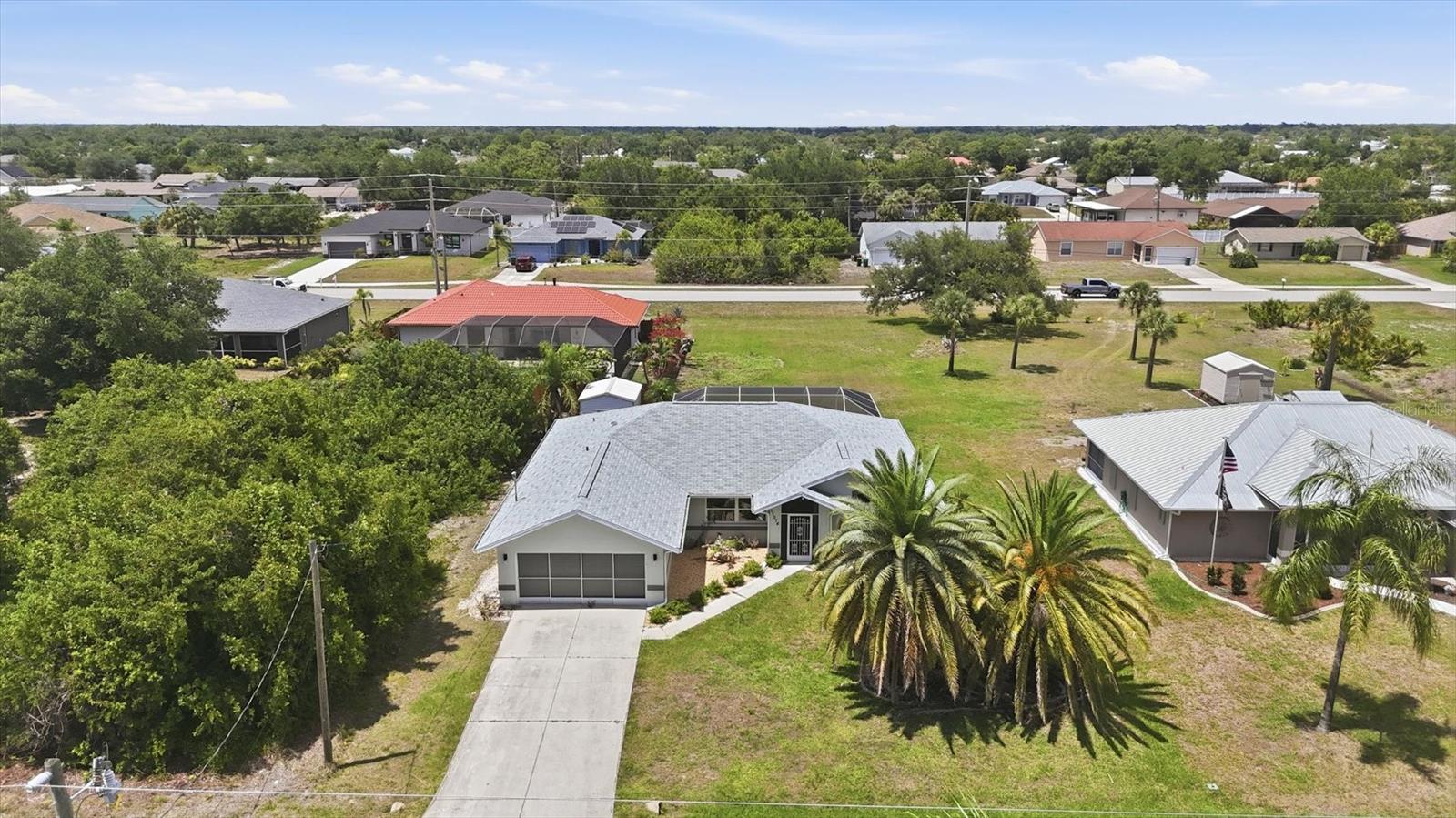 Single Family Residence em ENGLEWOOD, FL - Daniel Dourado
