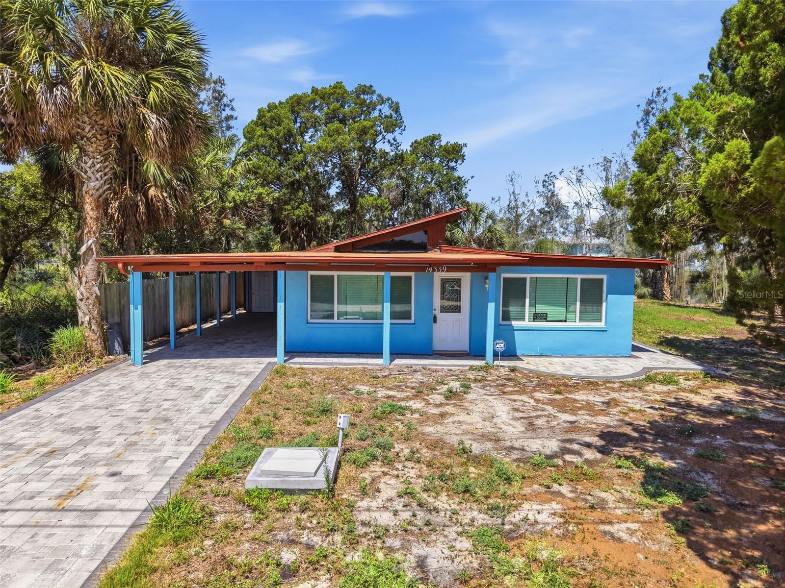 Single Family Residence in HUDSON, FL - Daniel Dourado