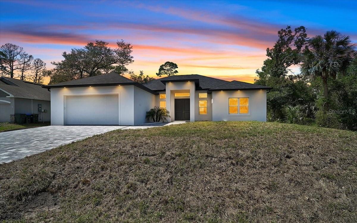 Single Family Residence in NORTH PORT, FL - Daniel Dourado