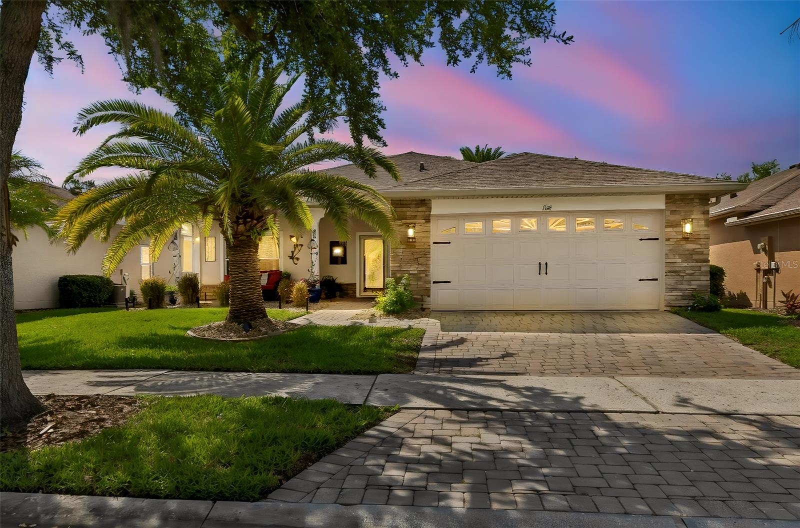 Single Family Residence em POINCIANA, FL - Daniel Dourado