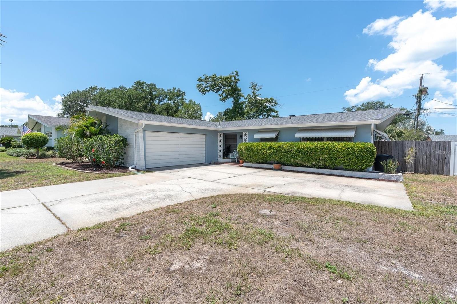 Single Family Residence em CLEARWATER, FL - Daniel Dourado