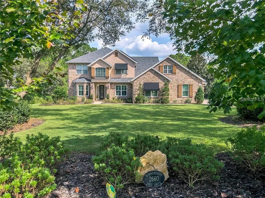 Single Family Residence em DELAND, FL - Daniel Dourado