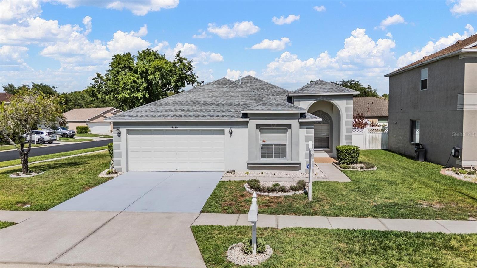 Single Family Residence em LAND O LAKES, FL - Daniel Dourado