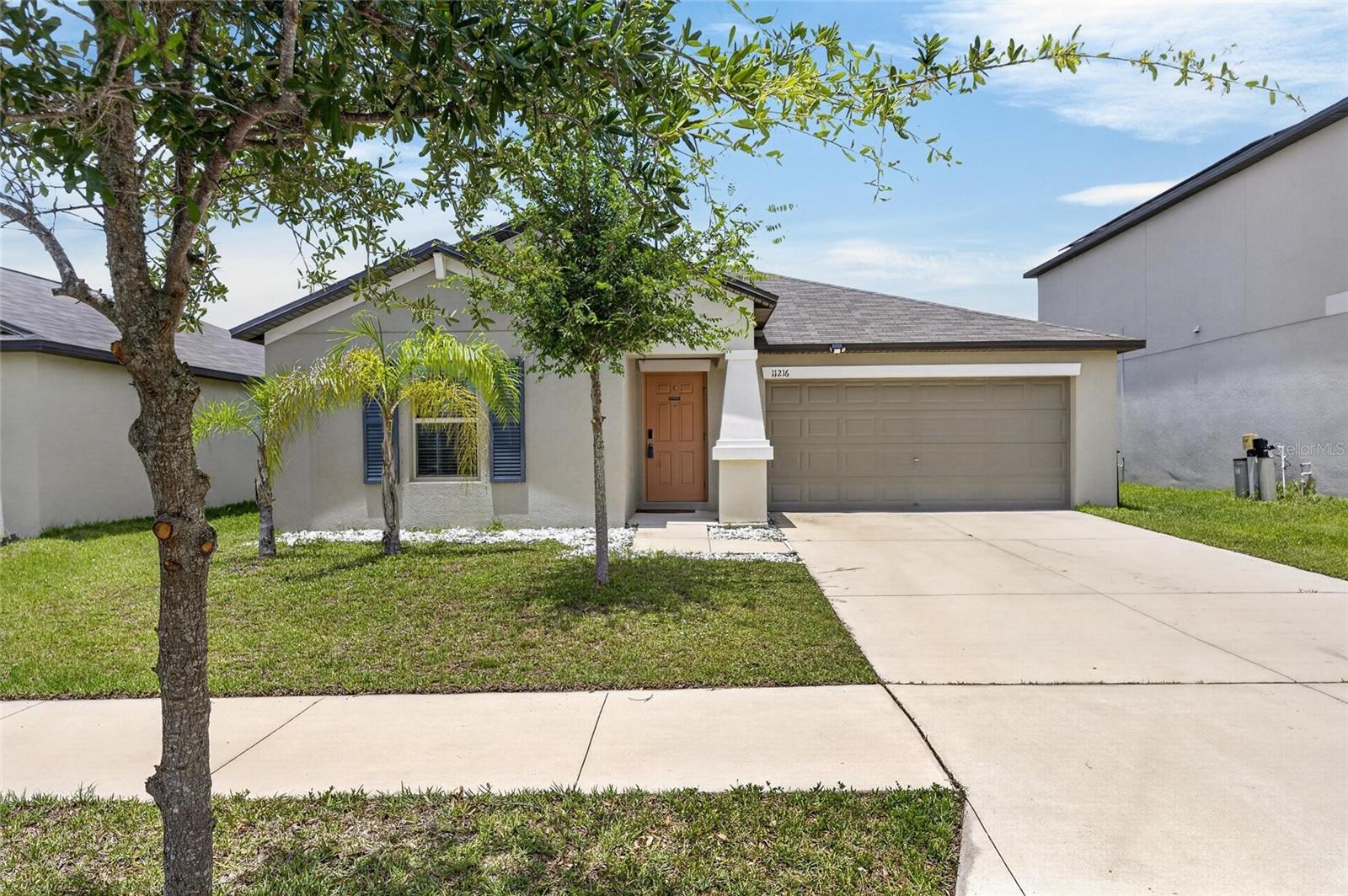 Single Family Residence in WIMAUMA, FL - Daniel Dourado