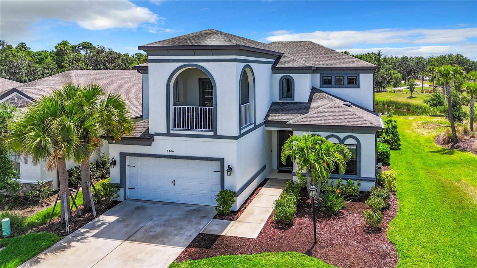 Single Family Residence in SARASOTA, FL - Daniel Dourado