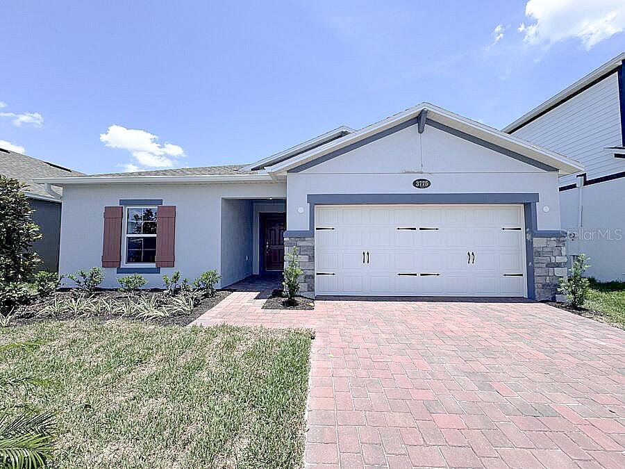 Single Family Residence em ST CLOUD, FL - Daniel Dourado