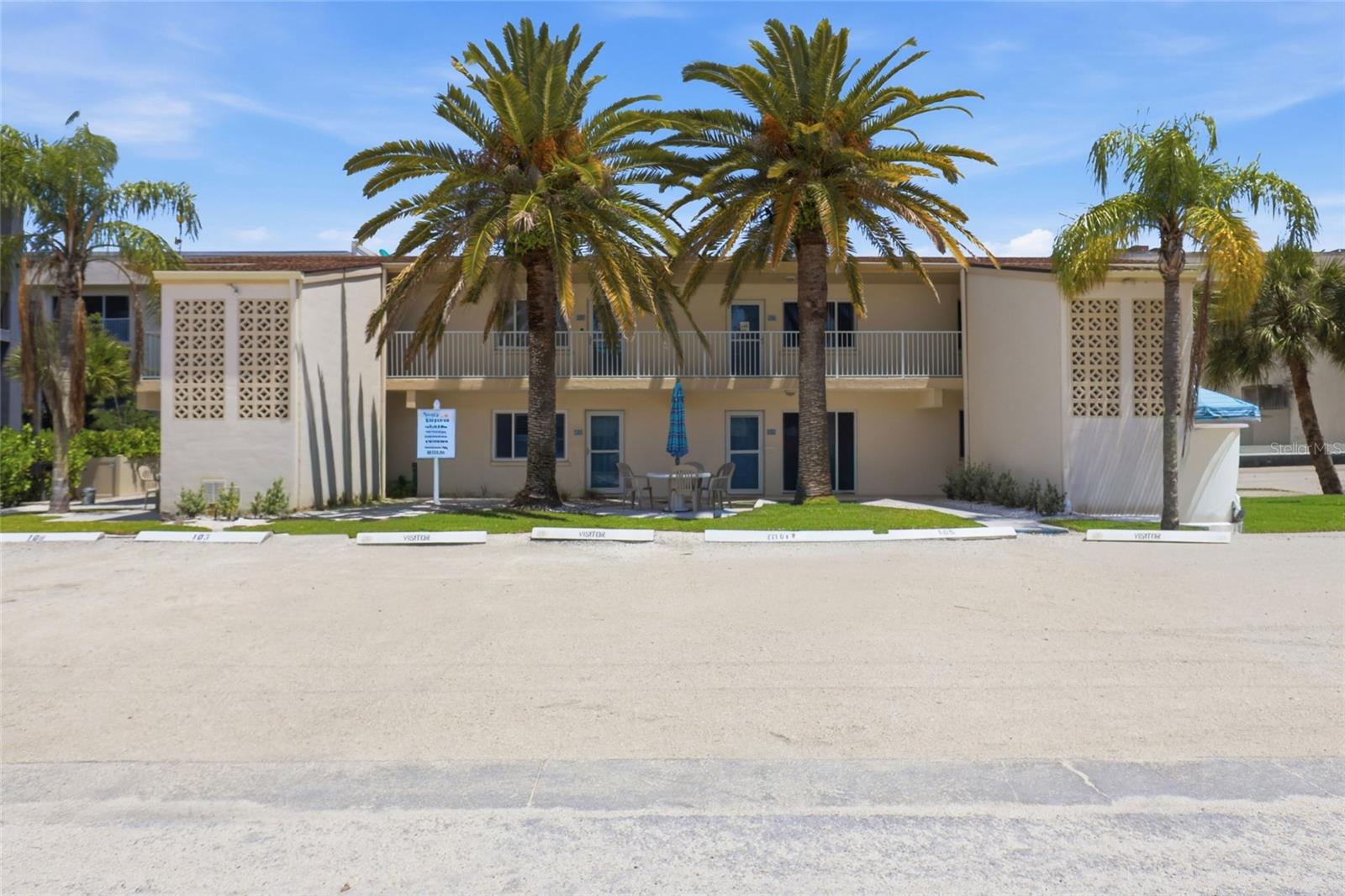 Condominium in SARASOTA, FL - Daniel Dourado