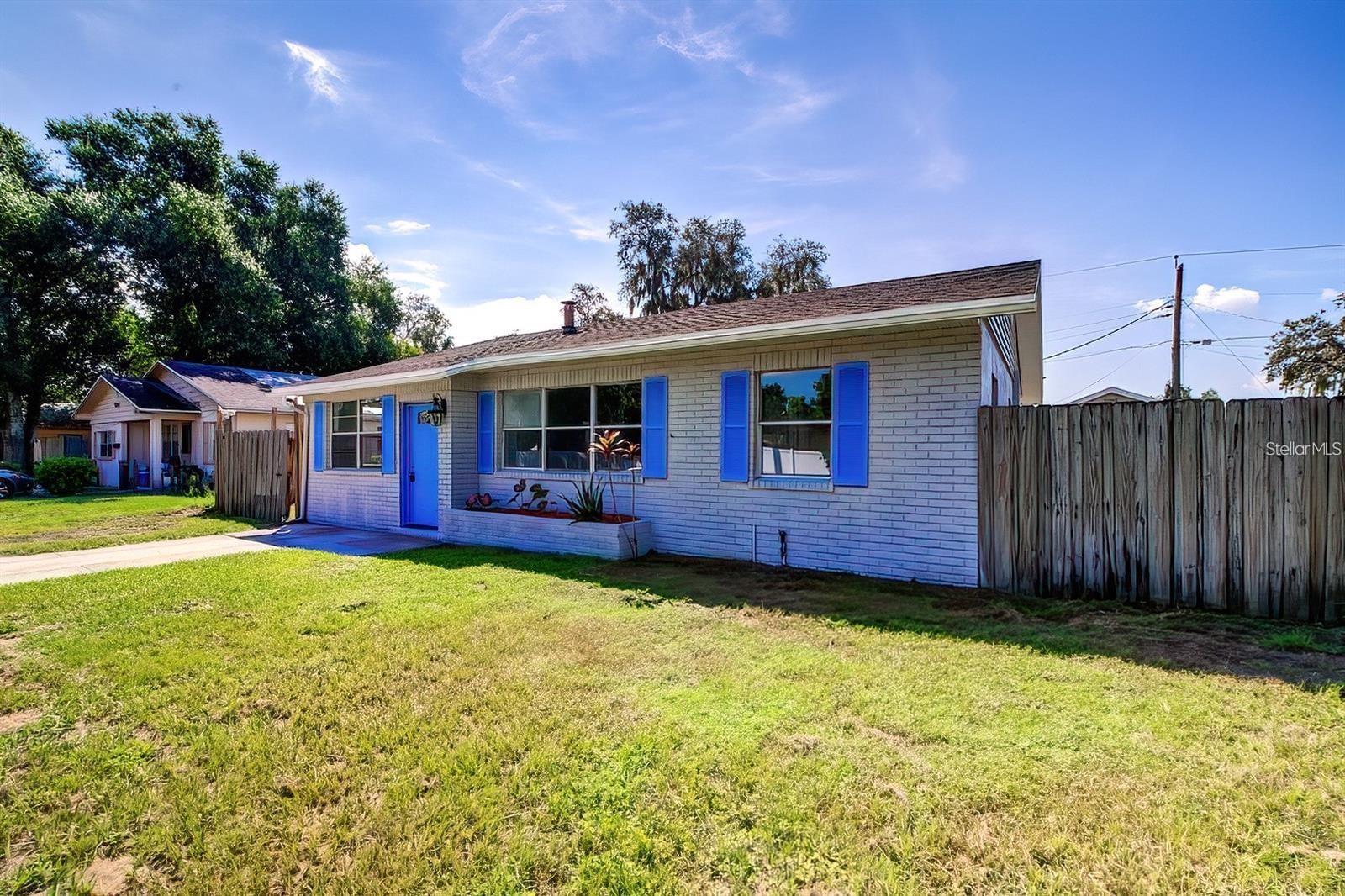 Single Family Residence in LAKELAND, FL - Daniel Dourado