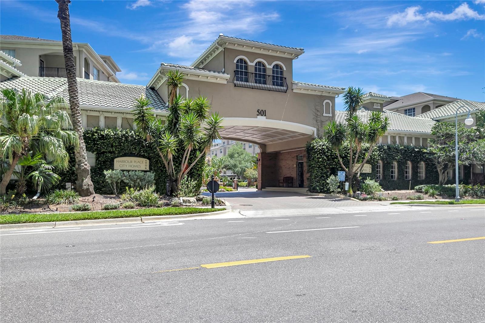 Condominium em TAMPA, FL - Daniel Dourado