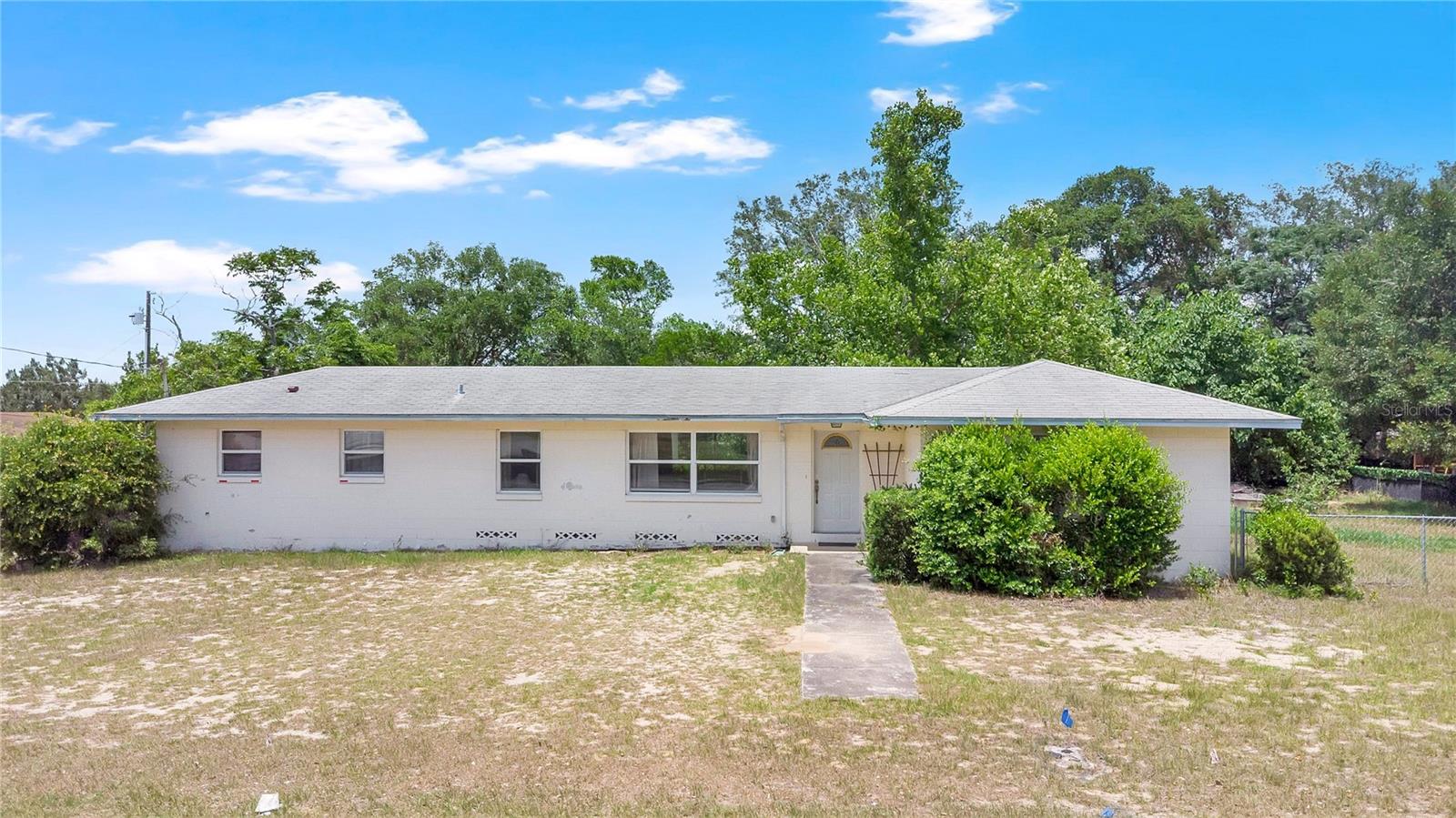 Single Family Residence em EUSTIS, FL - Daniel Dourado