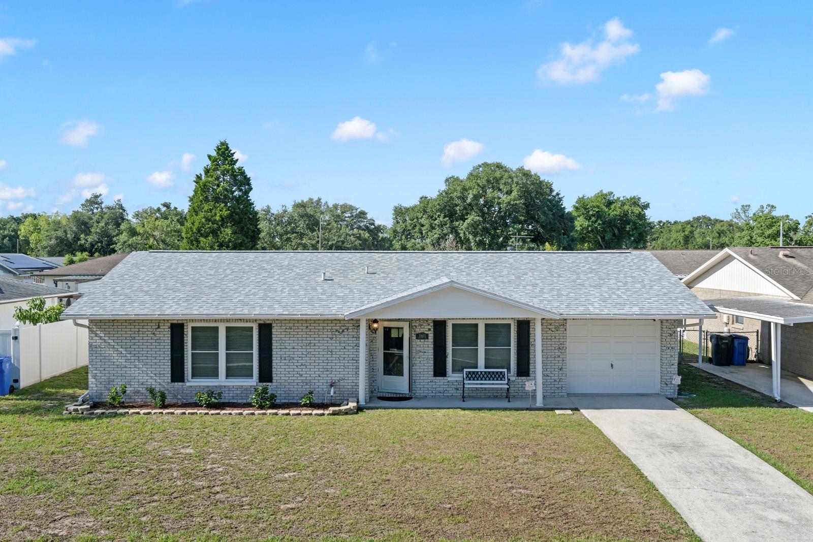 Single Family Residence em SEFFNER, FL - Daniel Dourado