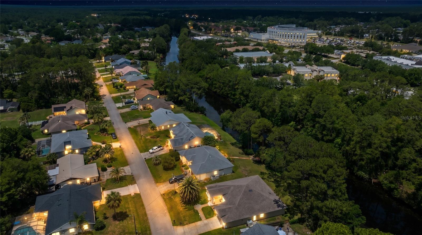 Single Family Residence em PALM COAST, FL - Daniel Dourado
