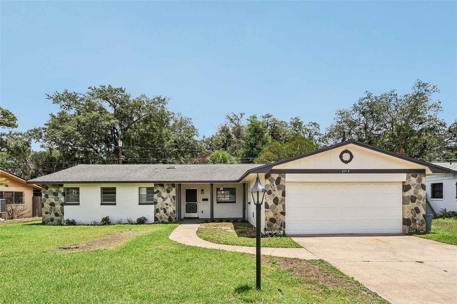 Single Family Residence em ORLANDO, FL - Daniel Dourado
