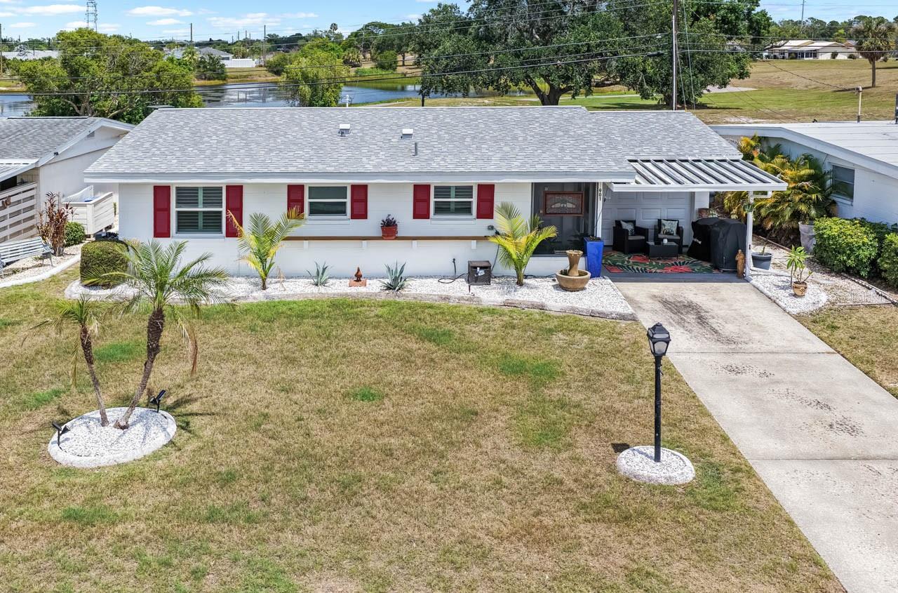 Single Family Residence in SUN CITY CENTER, FL - Daniel Dourado