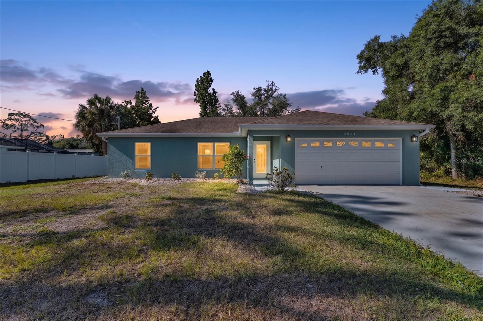 Single Family Residence in NORTH PORT, FL - Daniel Dourado