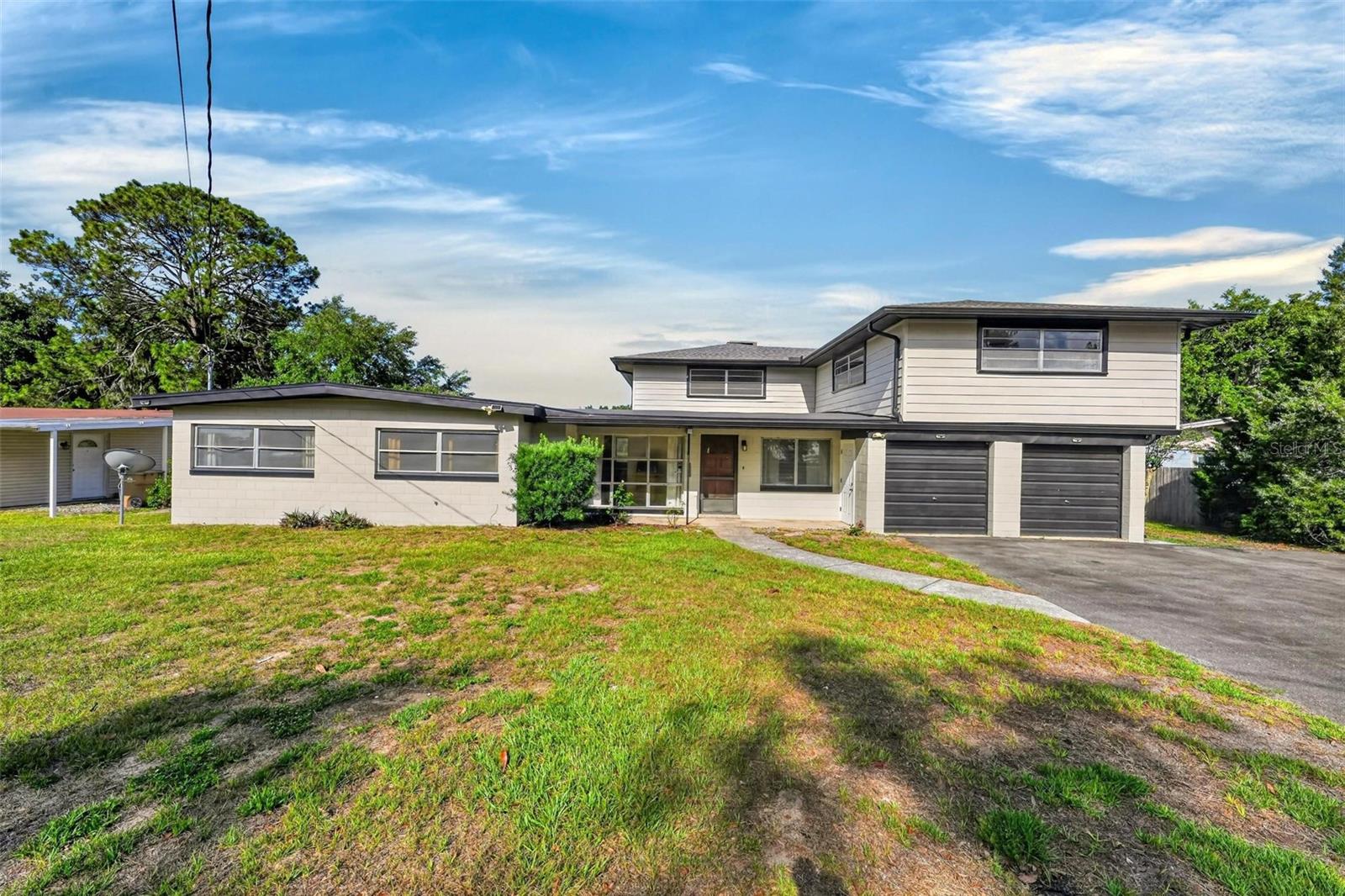 Single Family Residence em EUSTIS, FL - Daniel Dourado